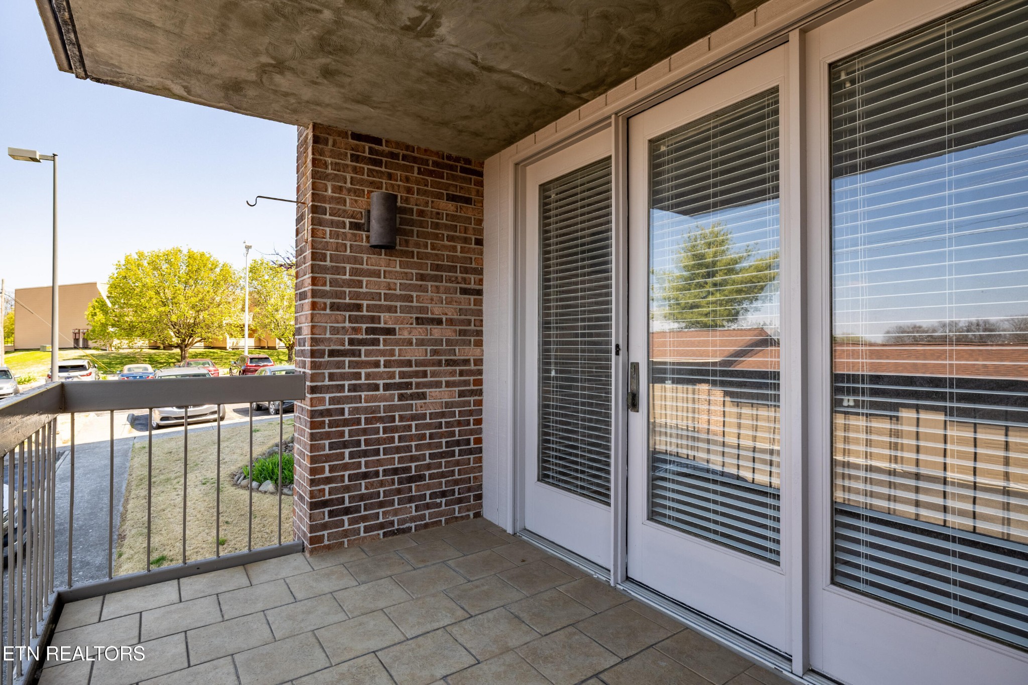 111 Regal Tower Property Photo 18