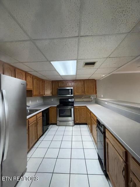 111 Regal Tower Property Photo 30