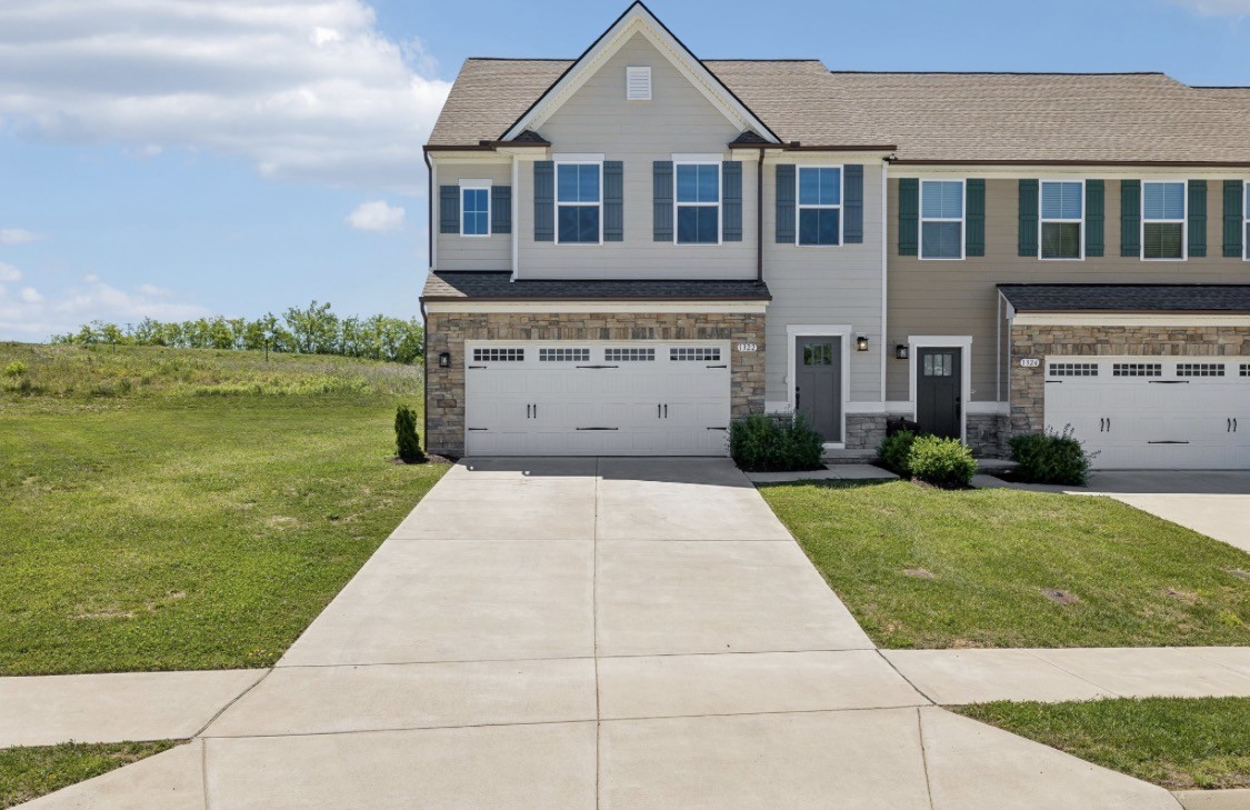 1322 Crescent Ridge Property Photo 1