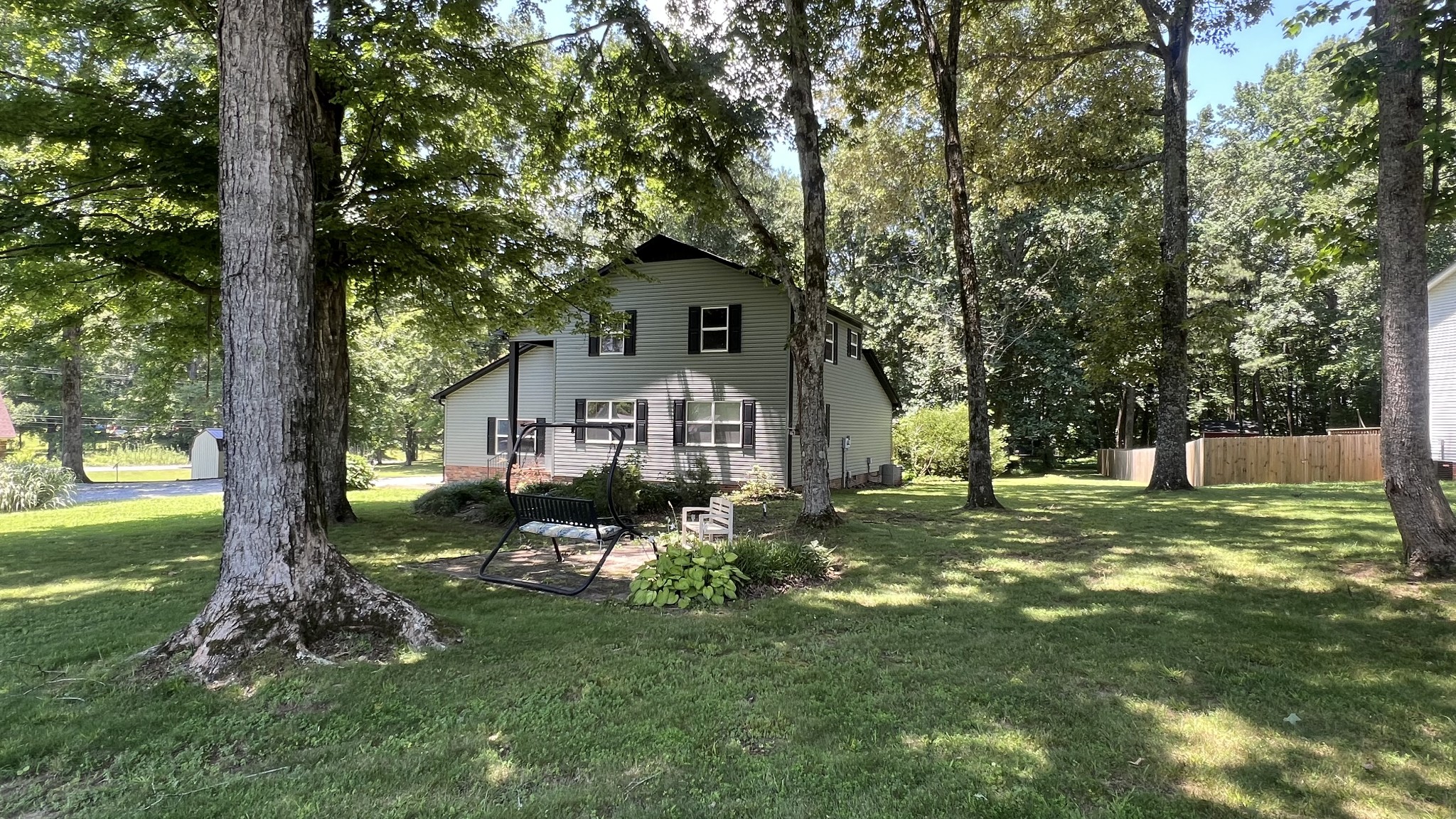 105 Jill Dr Property Photo 1