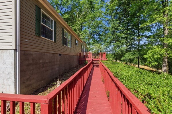 230 E Piney Rd Property Photo 3