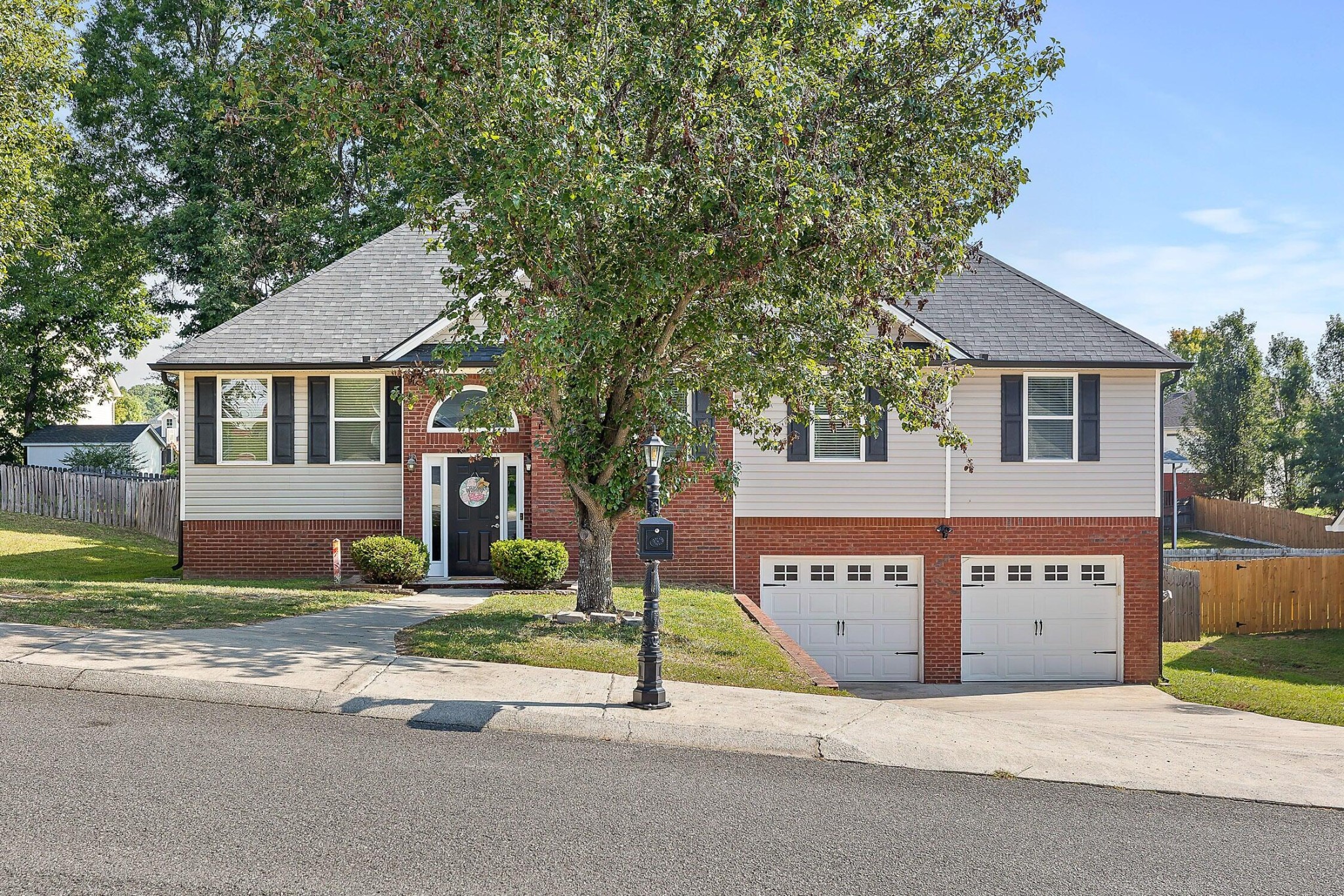 42 Willowbrook Drive Property Photo 2