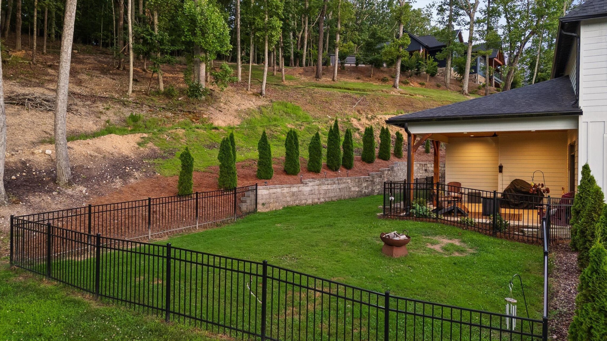 9962 Caseview Drive Property Photo 7