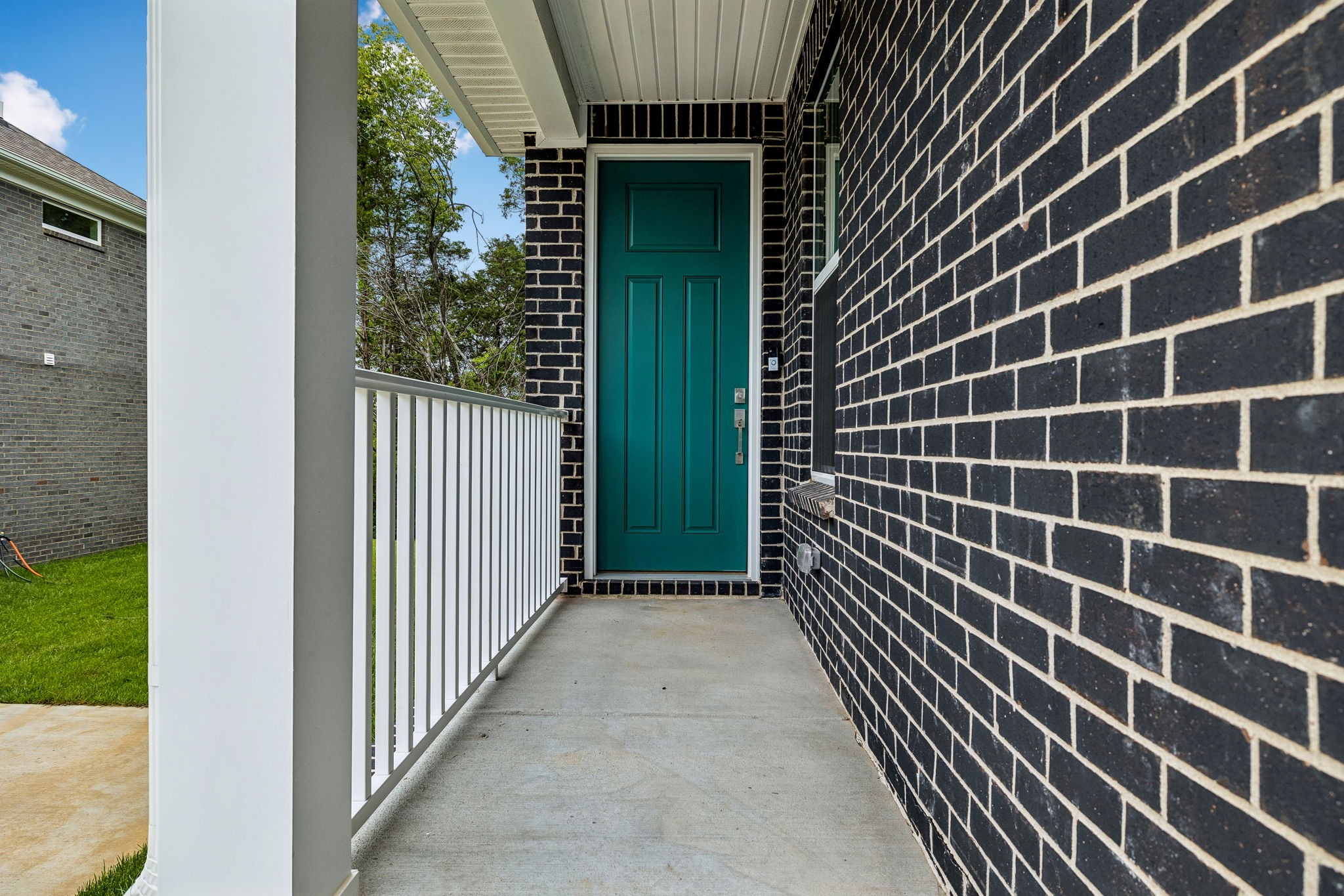 1174 Sydney Terrace Property Photo 4