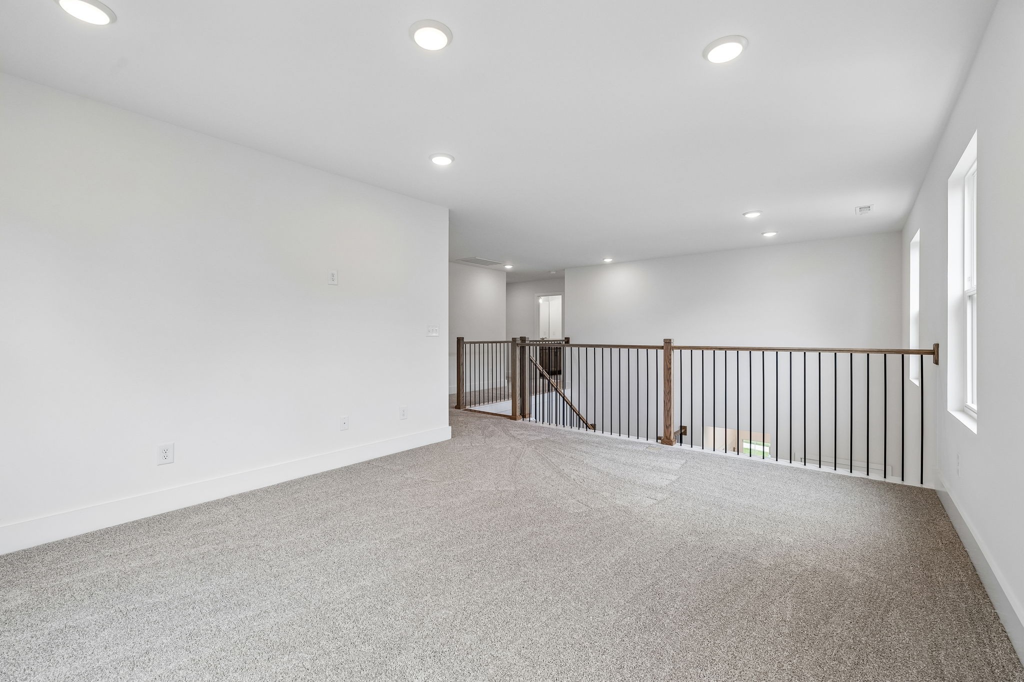 1174 Sydney Terrace Property Photo 36
