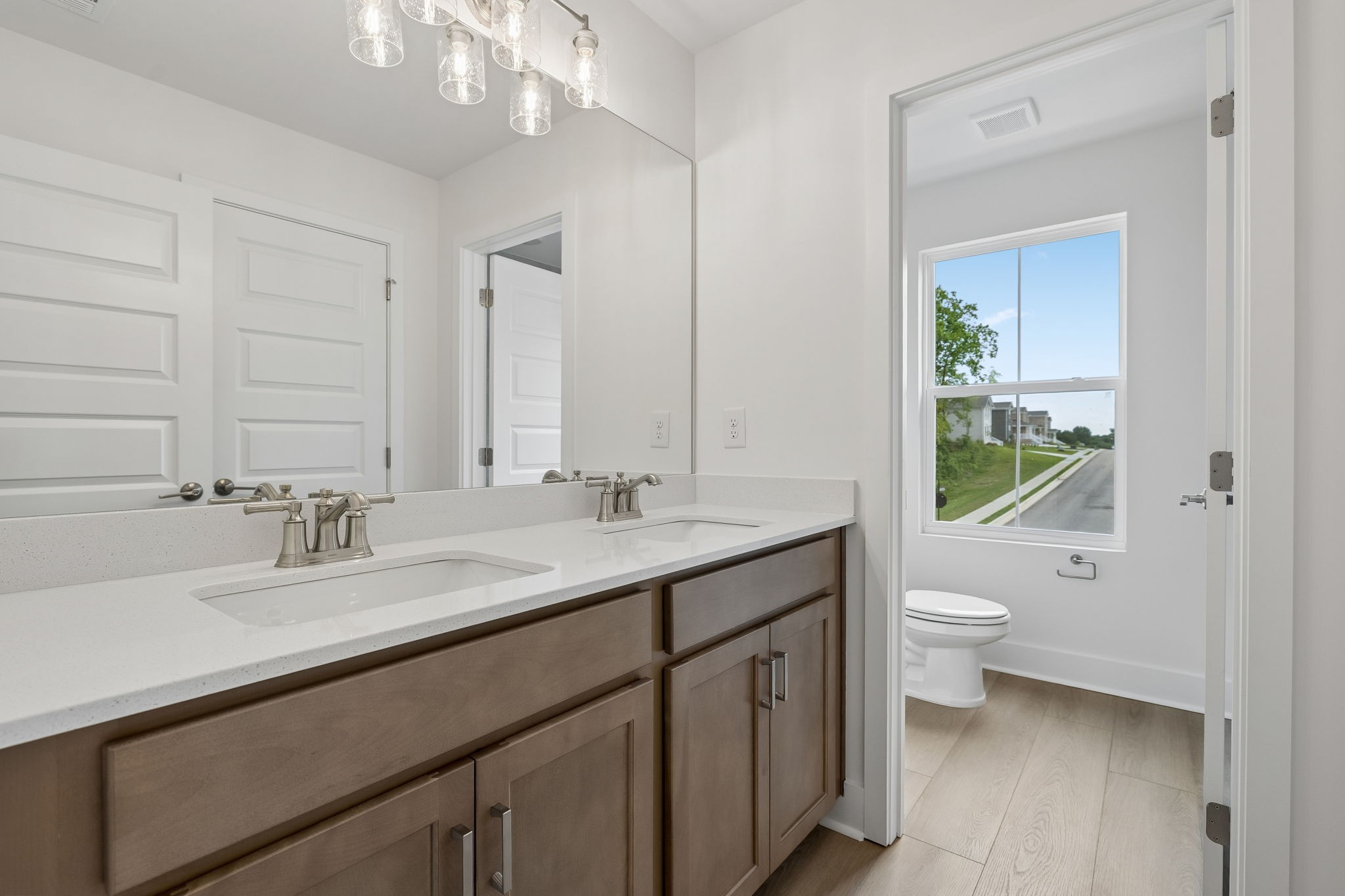 1174 Sydney Terrace Property Photo 49
