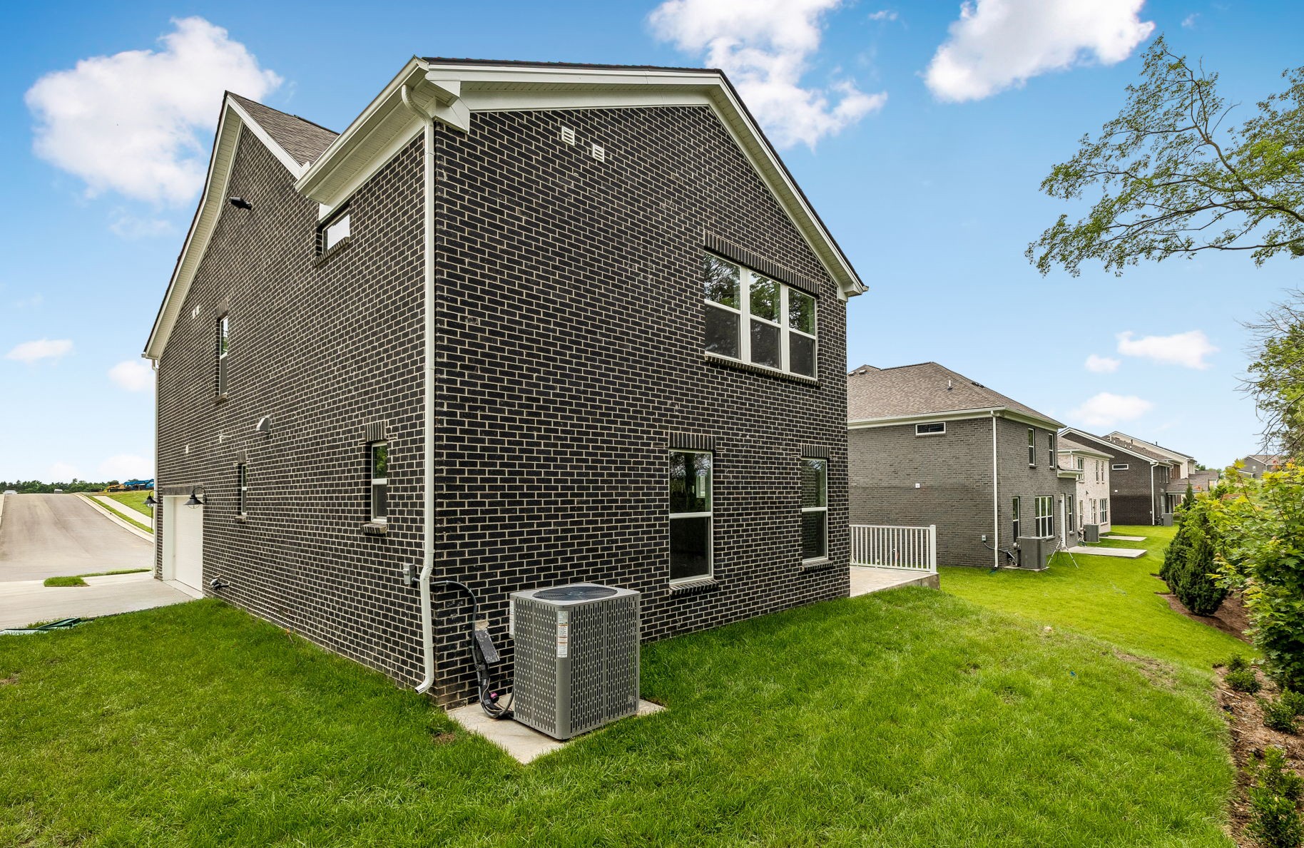 1174 Sydney Terrace Property Photo 60