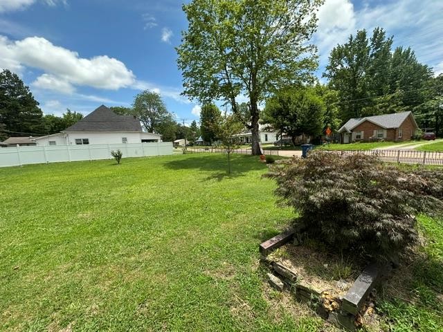 116 W Frazier St Property Photo 27