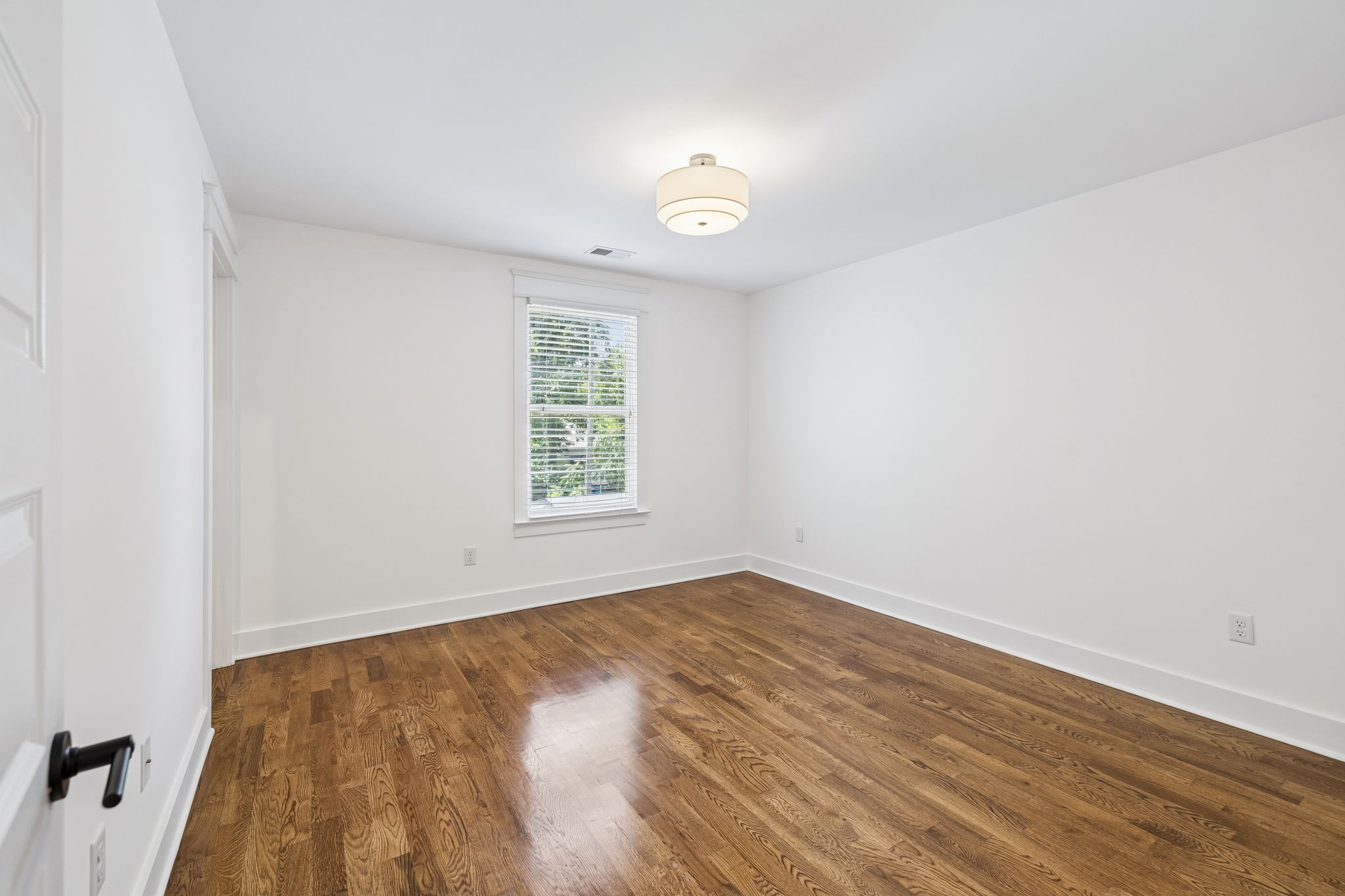 1212a Pennock Ave Property Photo 42