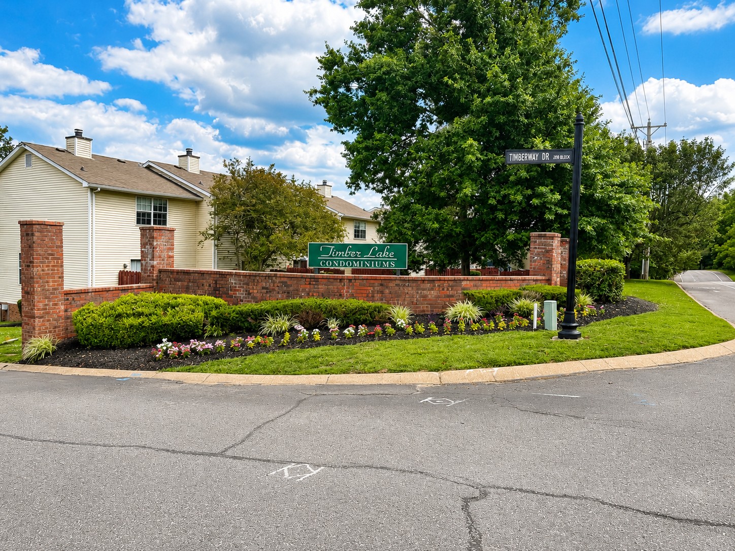 309 Timberway Cir, Se Property Photo 1