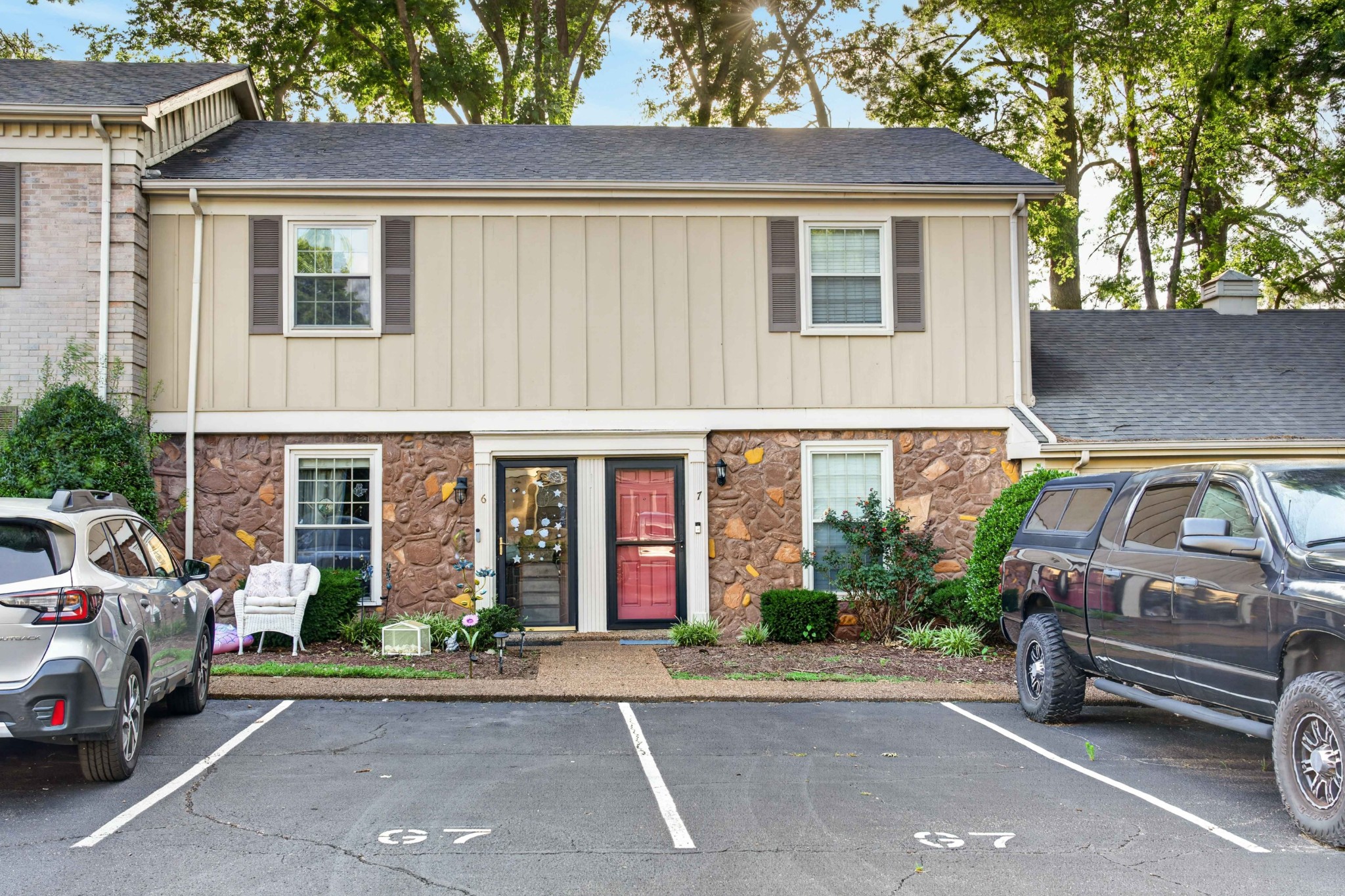 1011 Murfreesboro Rd Property Photo 1