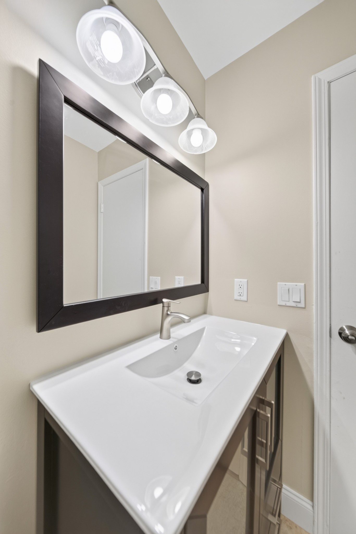 1011 Murfreesboro Rd Property Photo 13
