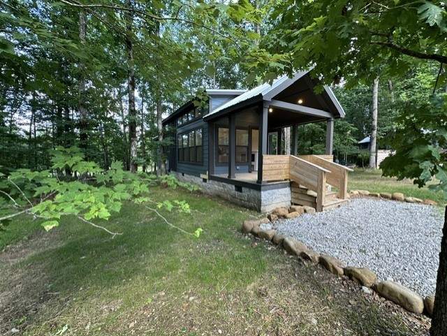 166 White Oak Court Property Photo 4