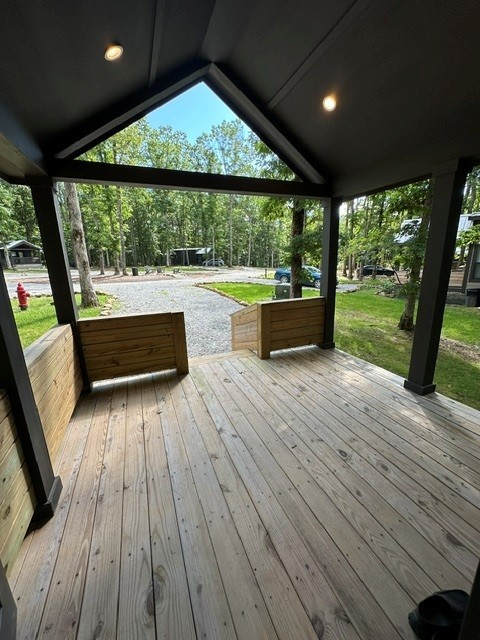166 White Oak Court Property Photo 8