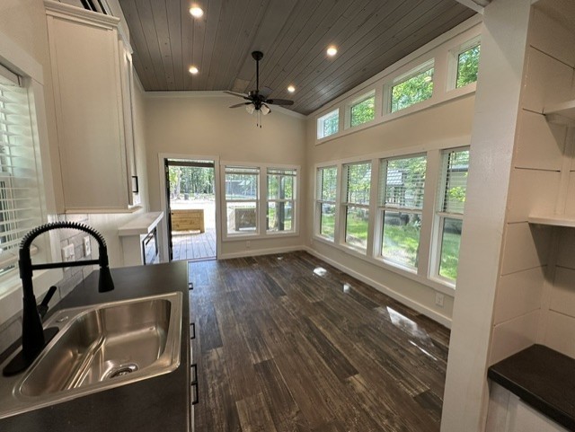 166 White Oak Court Property Photo 15