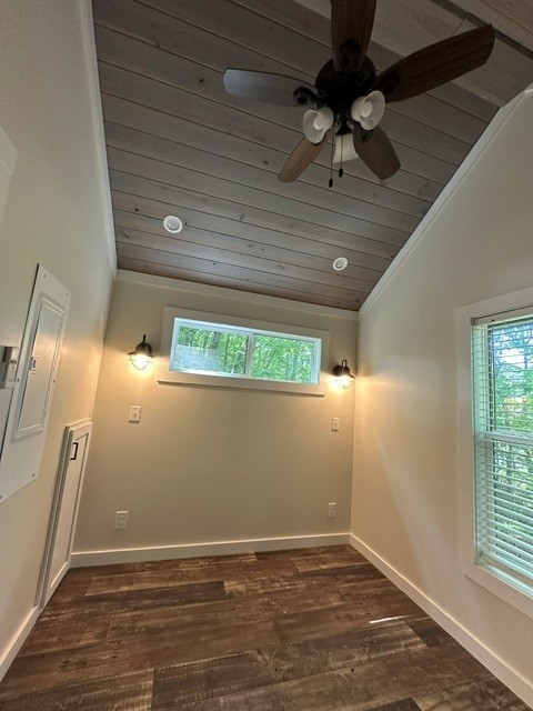 166 White Oak Court Property Photo 20