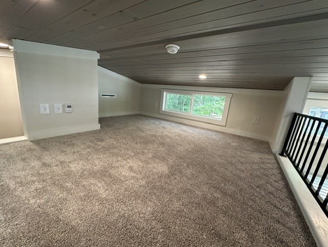 166 White Oak Court Property Photo 25