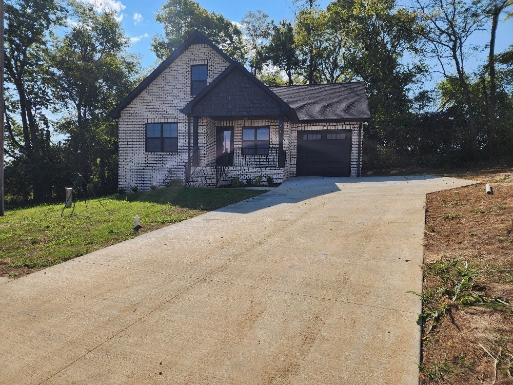 215 Scenic Ln Property Photo 1
