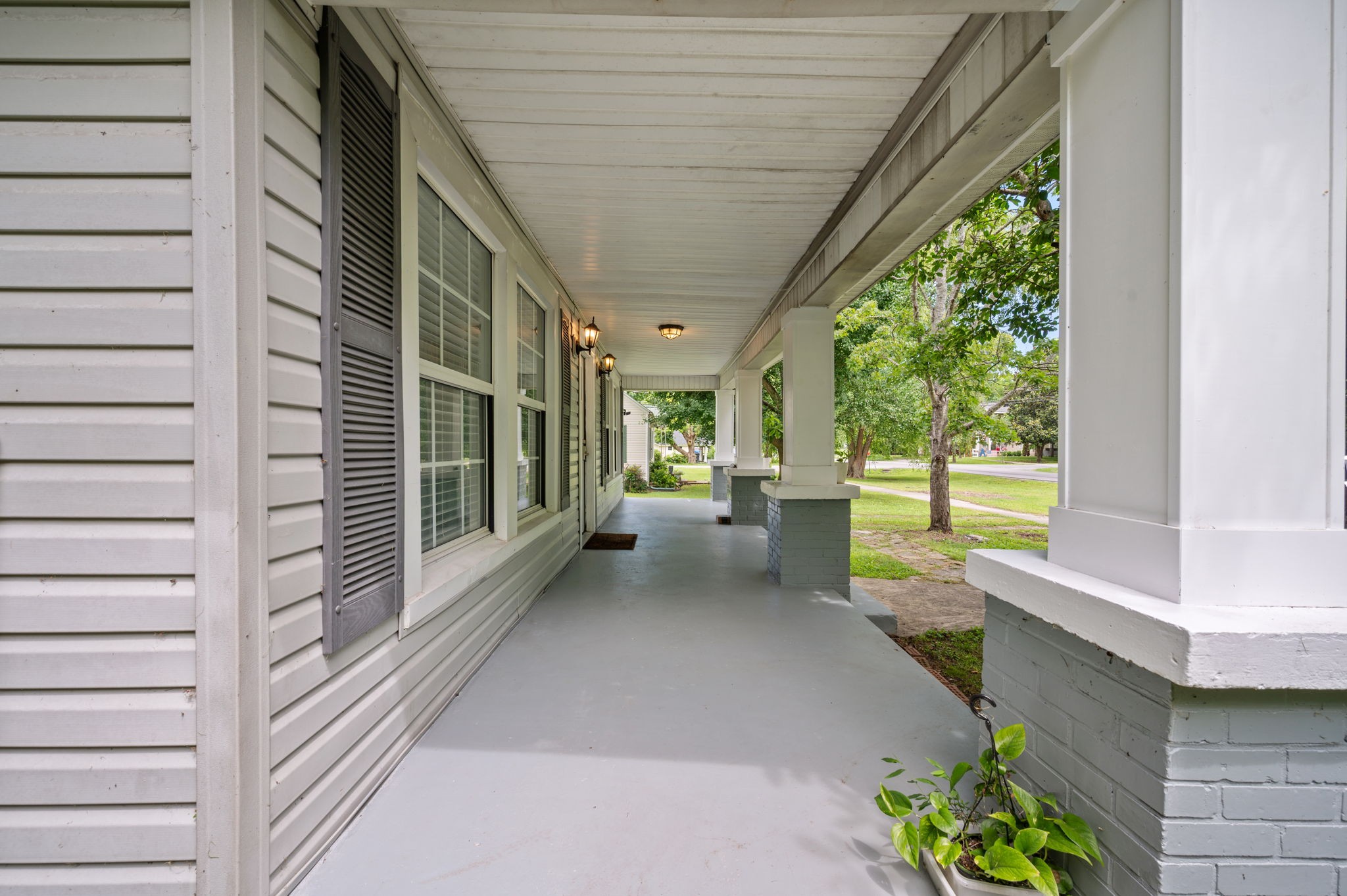 309 N Washington St Property Photo 5