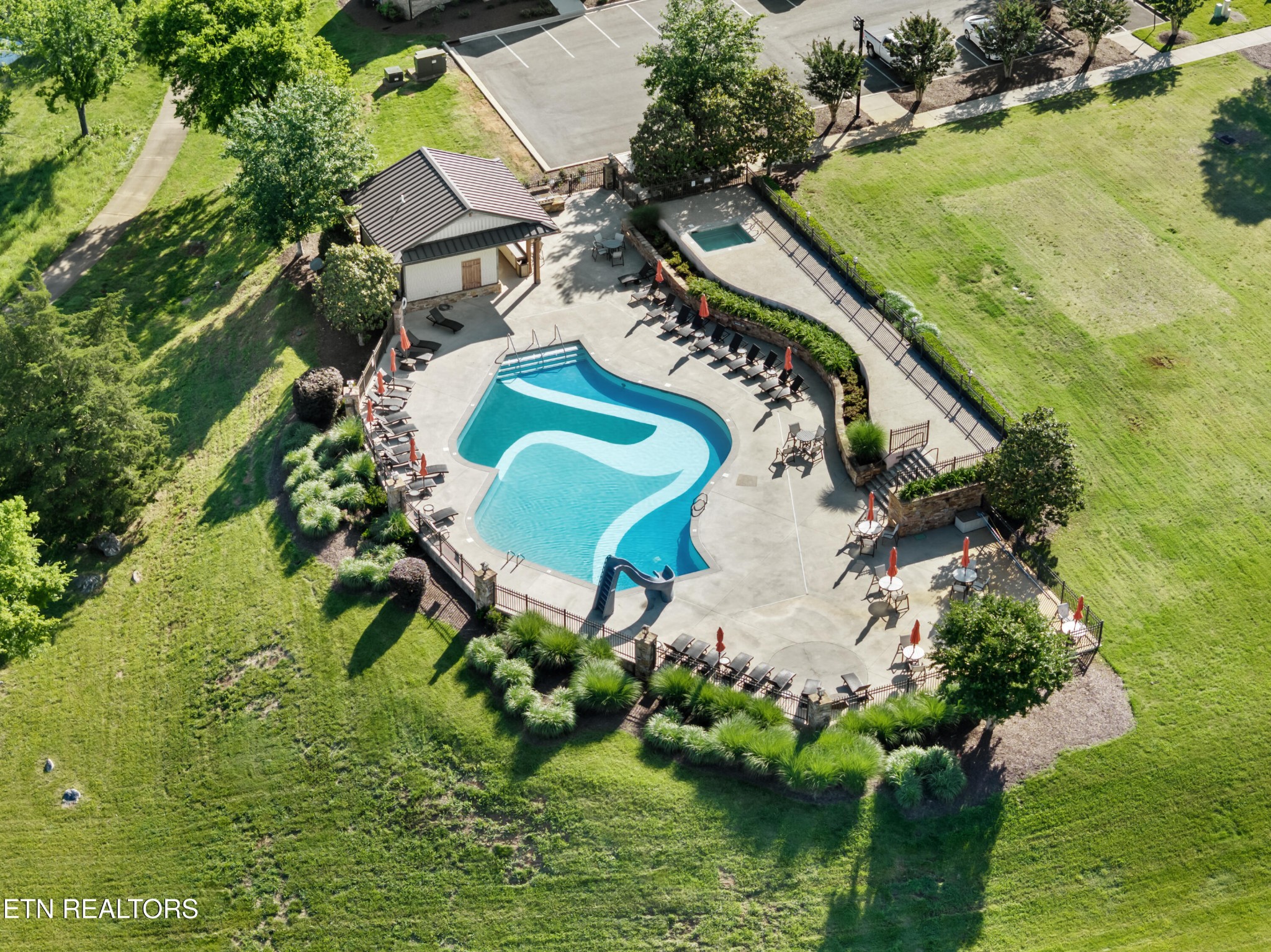 2619 Persimmon Ridge Property Photo 3