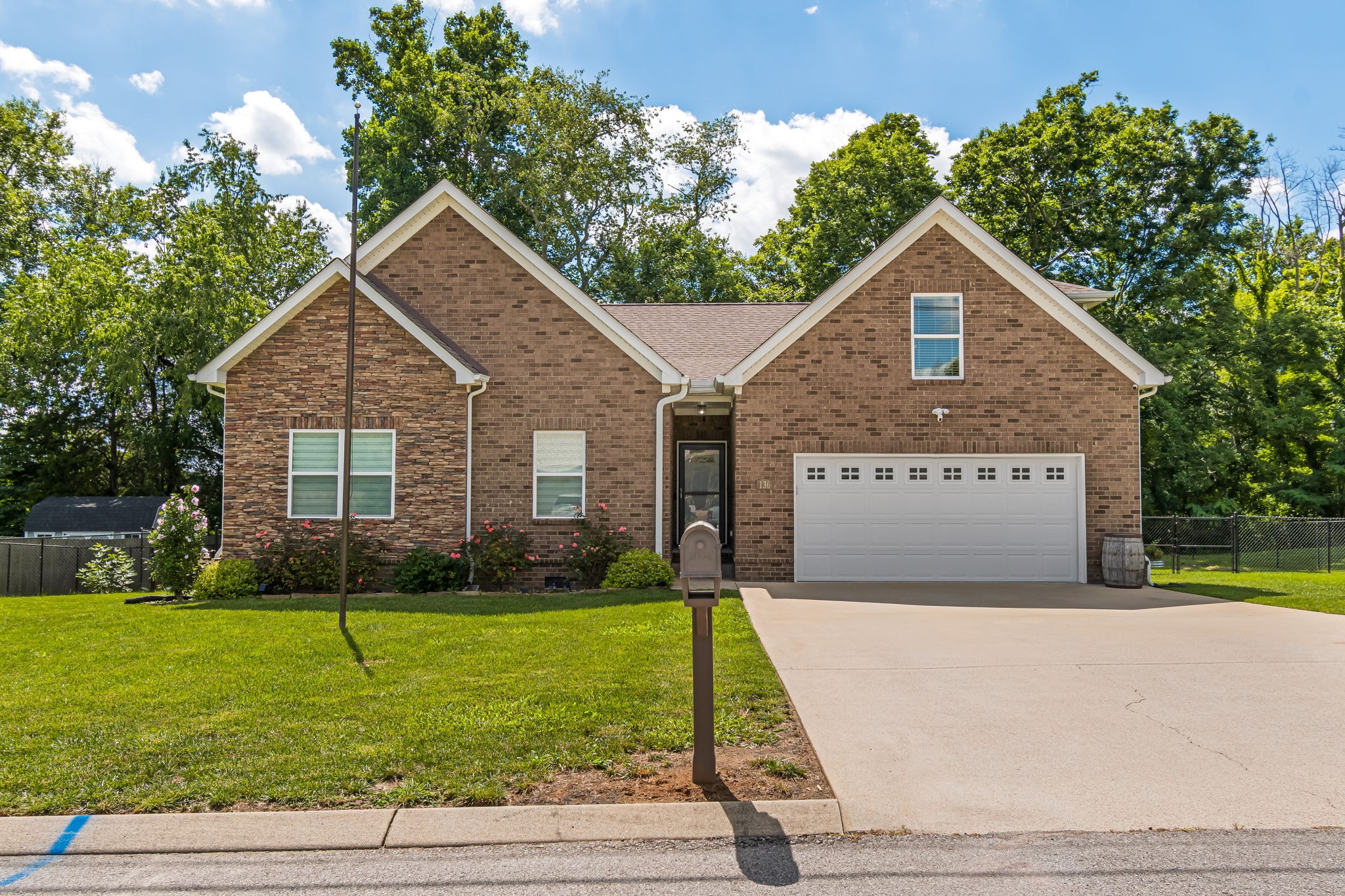 136 Timberland Dr