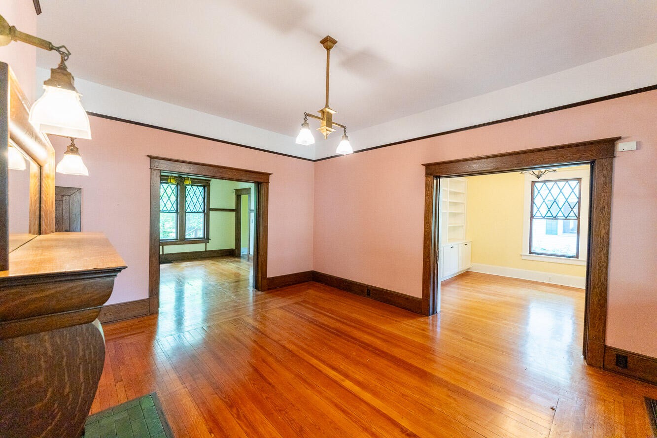 463 Centenary Avenue, Nw Property Photo 11