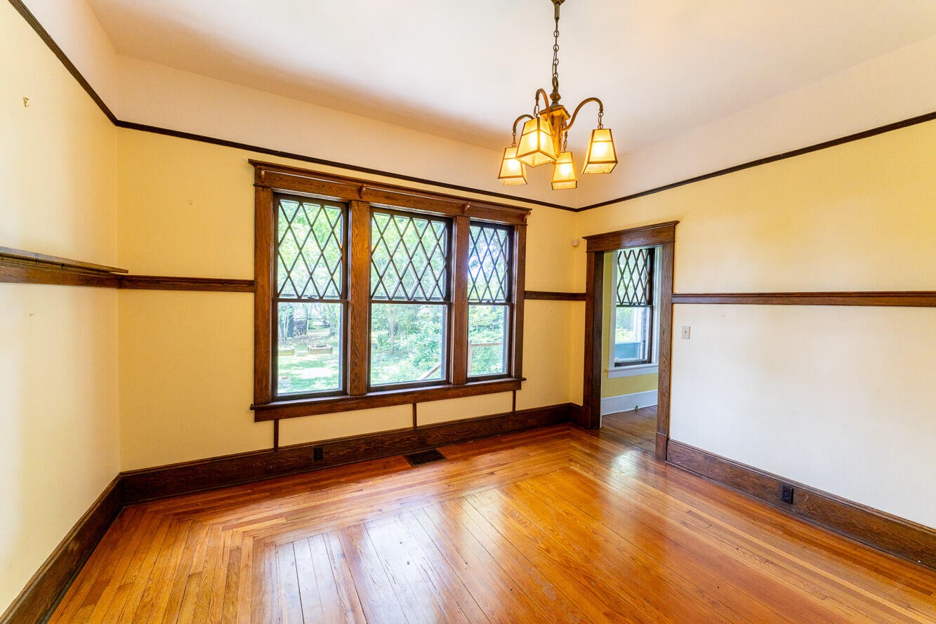 463 Centenary Avenue, Nw Property Photo 20