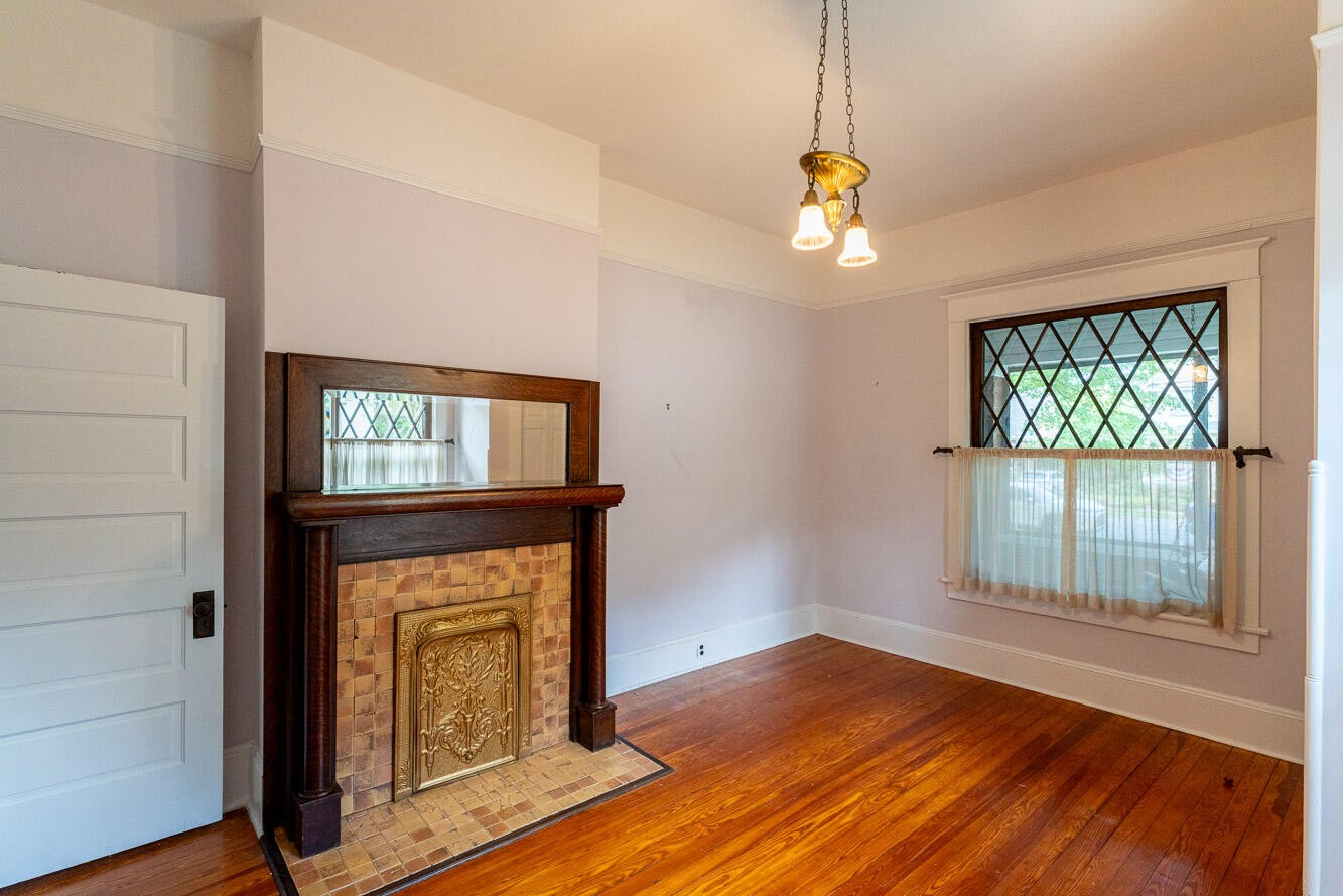 463 Centenary Avenue, Nw Property Photo 24