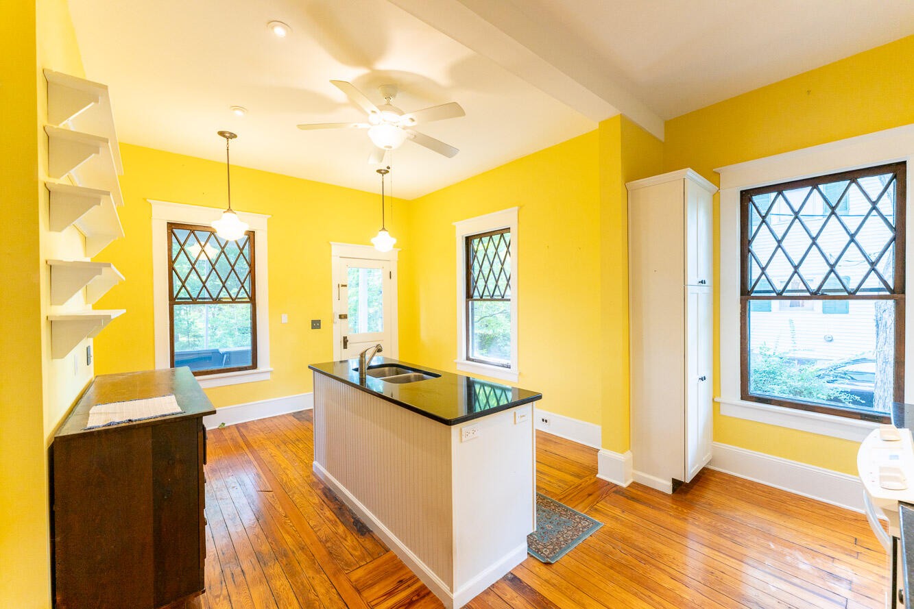 463 Centenary Avenue, Nw Property Photo 27