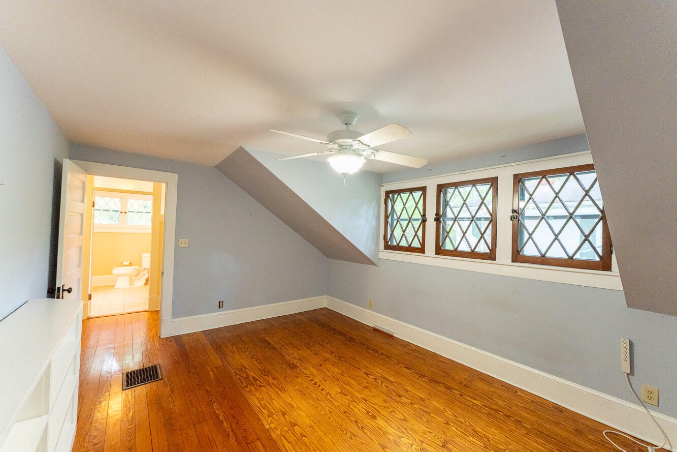 463 Centenary Avenue, Nw Property Photo 39