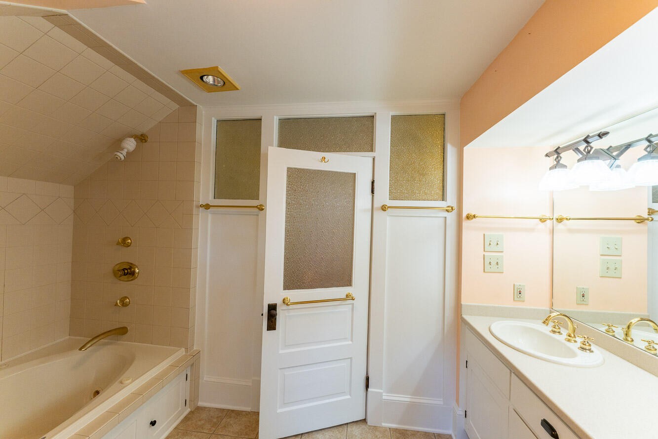463 Centenary Avenue, Nw Property Photo 41
