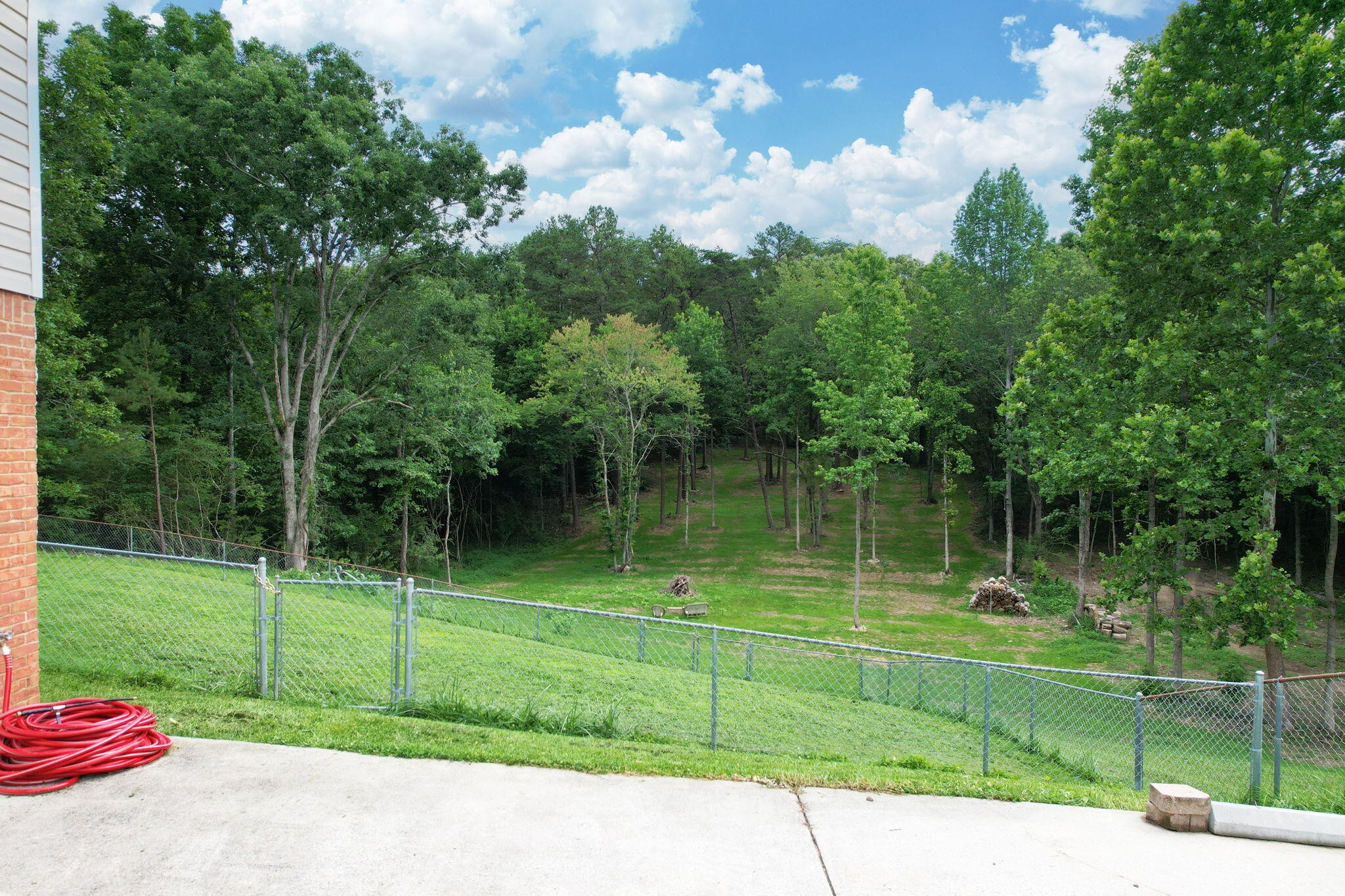 2214 N Fork Drive Property Photo 7