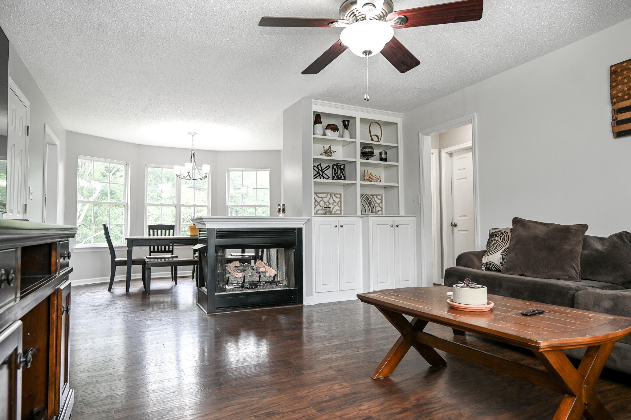 2214 N Fork Drive Property Photo 10