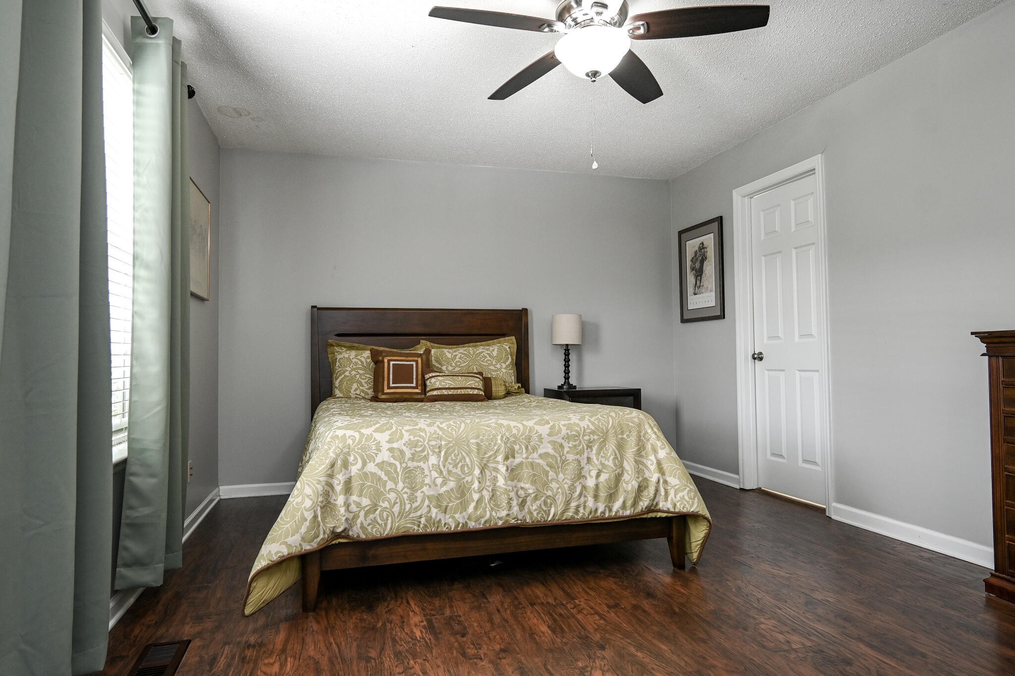 2214 N Fork Drive Property Photo 20