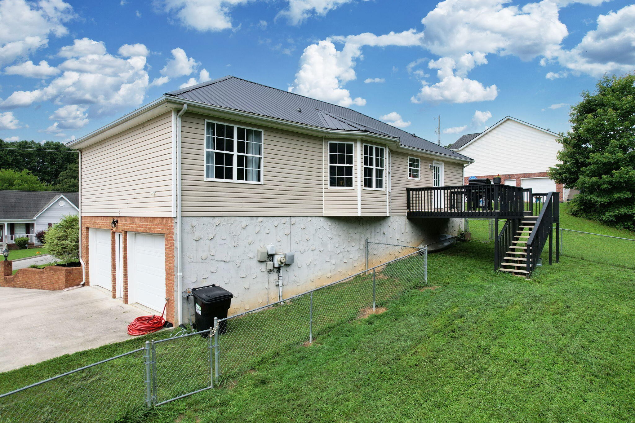 2214 N Fork Drive Property Photo 44