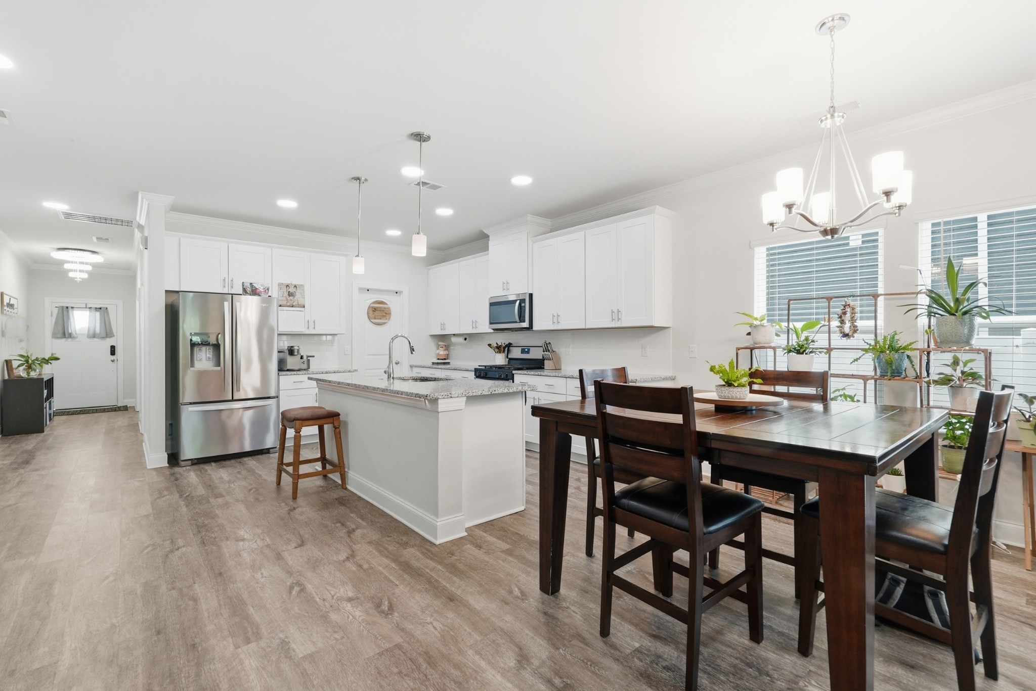 1078 Holland Ridge Way Property Photo 4