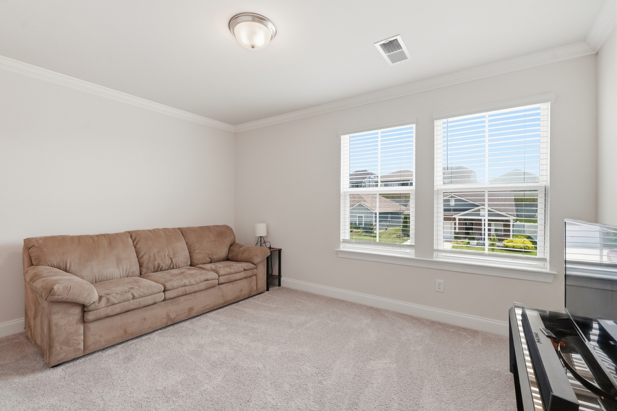 1078 Holland Ridge Way Property Photo 14