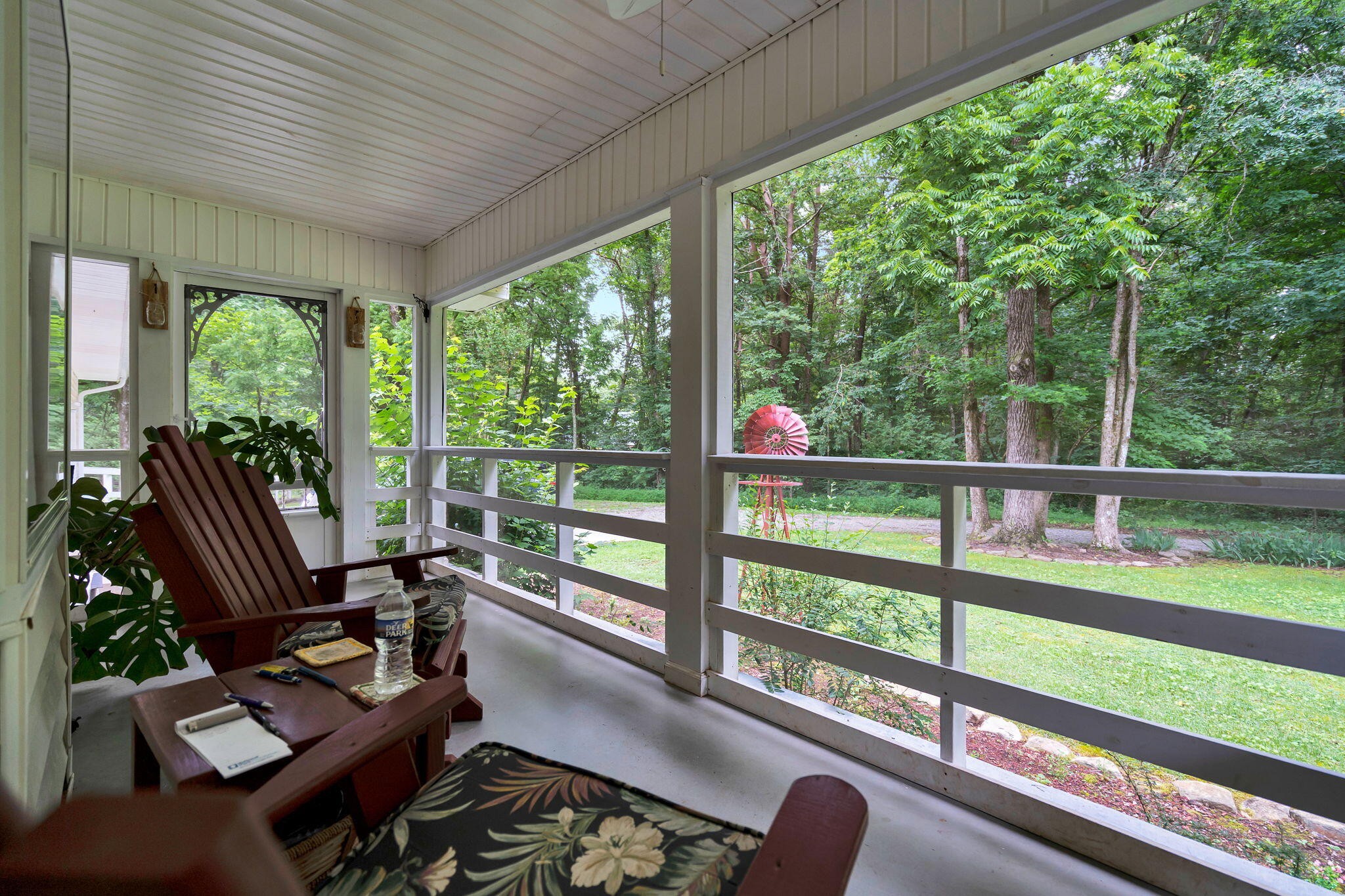 718 Dewind Drive Property Photo 1