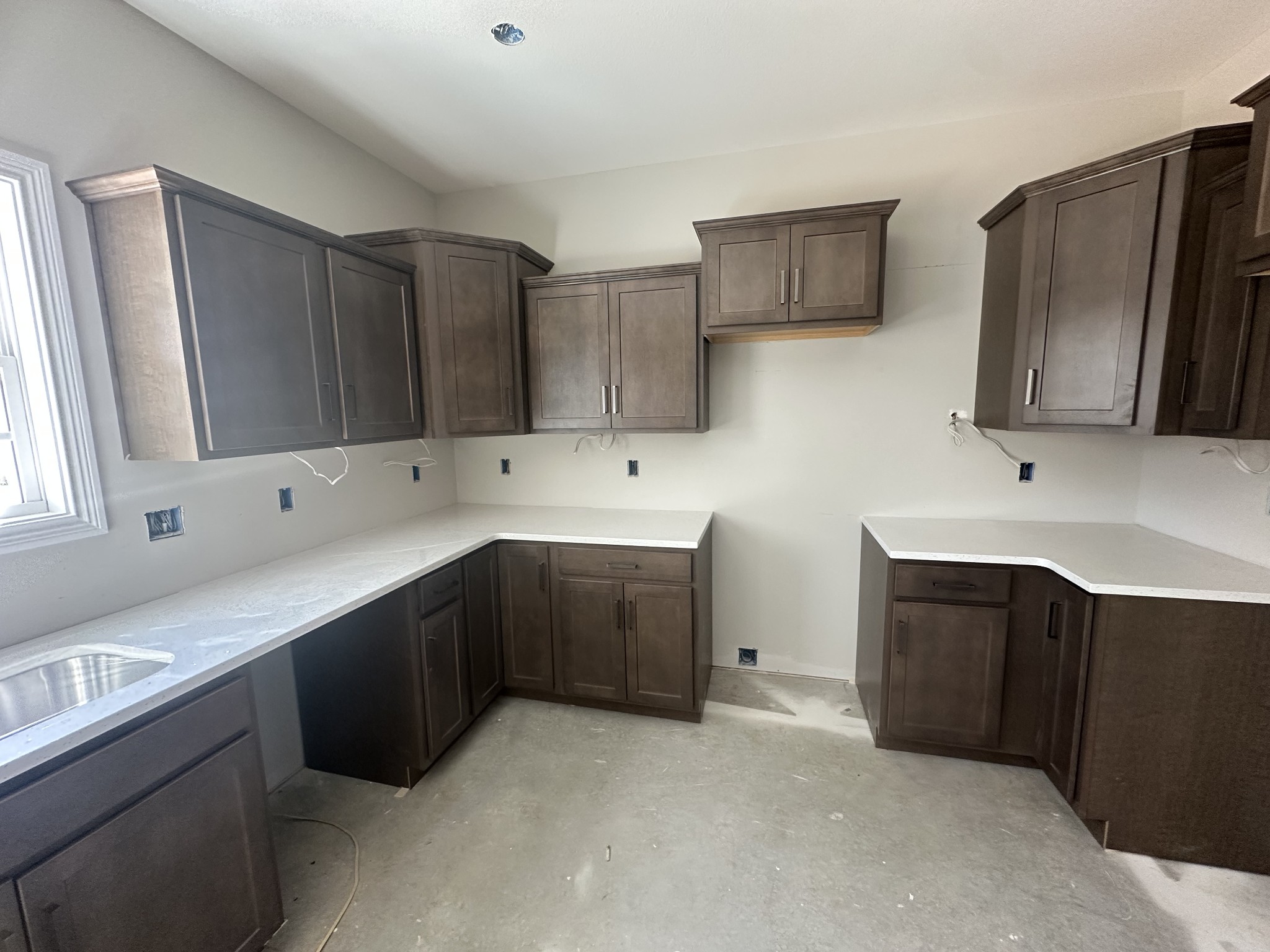 98 Sycamore Hill Property Photo 3