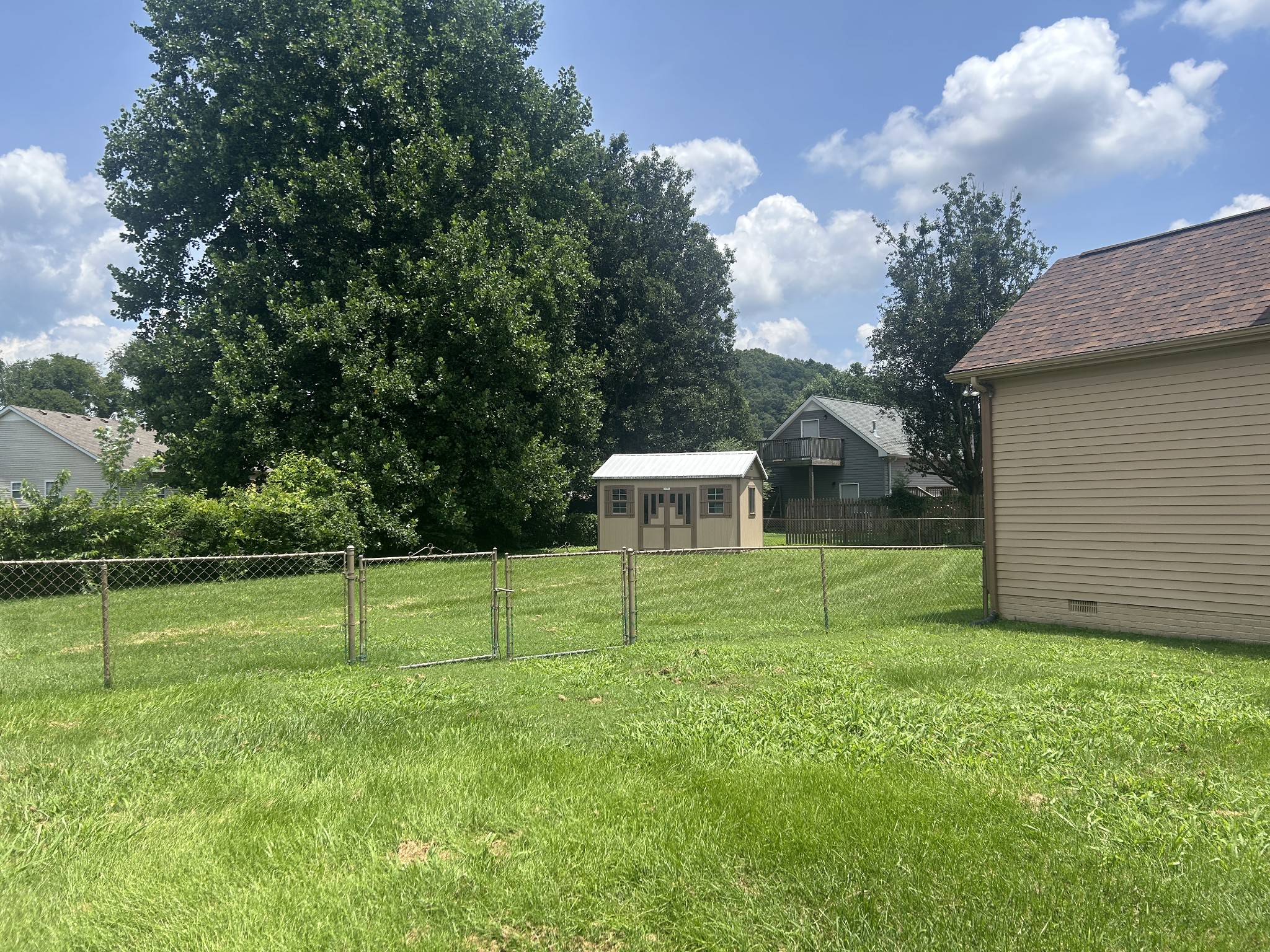 106 Elkmont Pl Property Photo 5