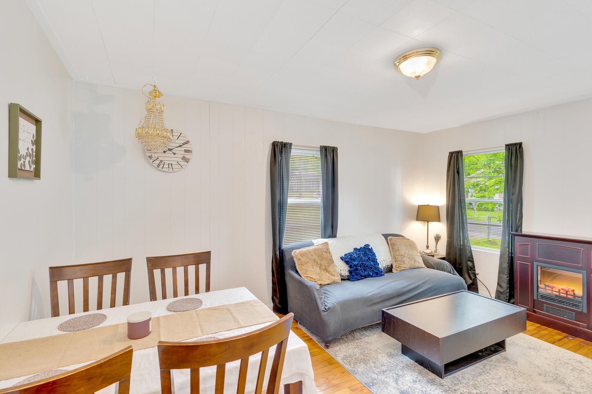 5354 Greenbriar Road Property Photo 4
