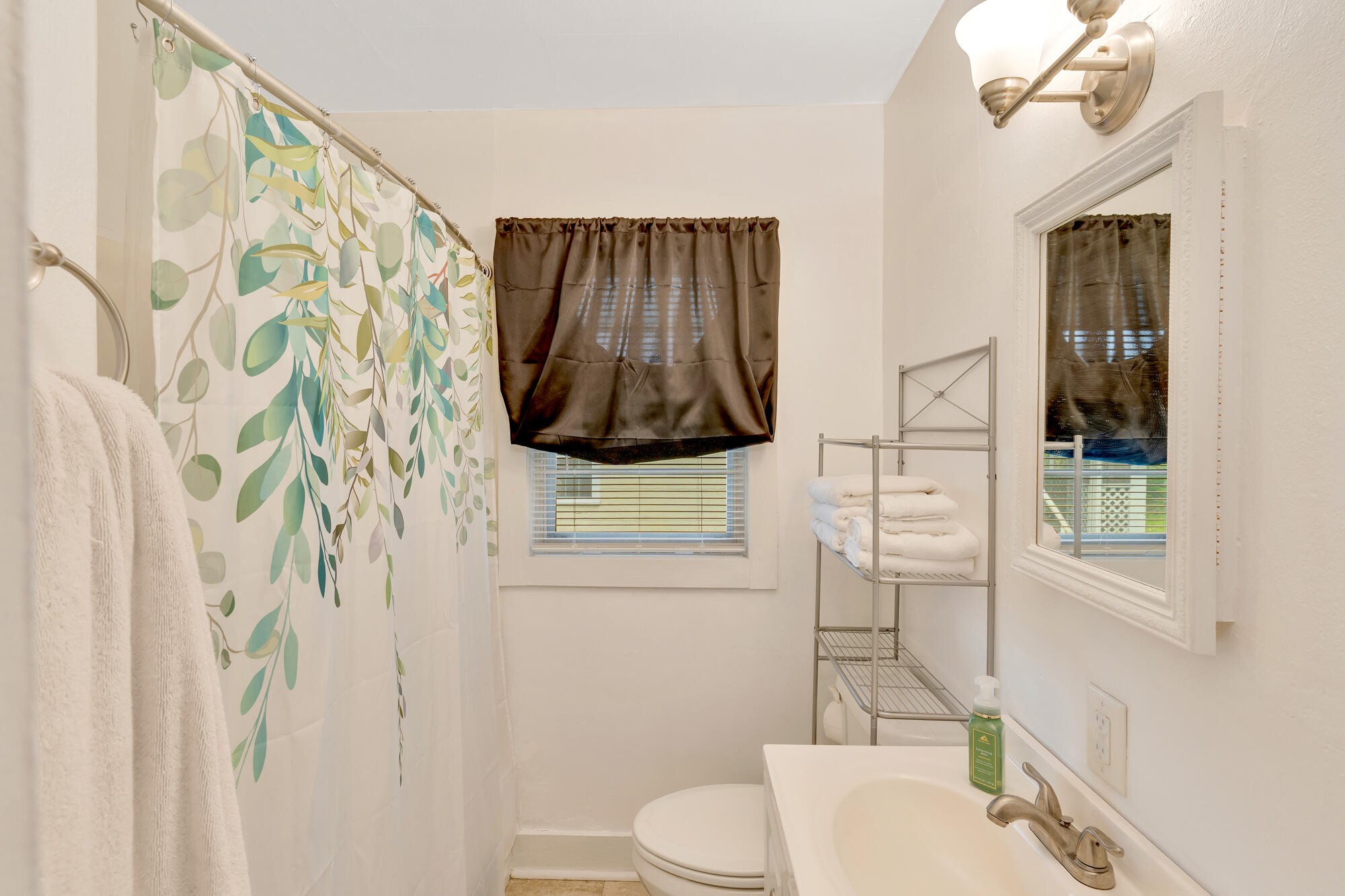 5354 Greenbriar Road Property Photo 12
