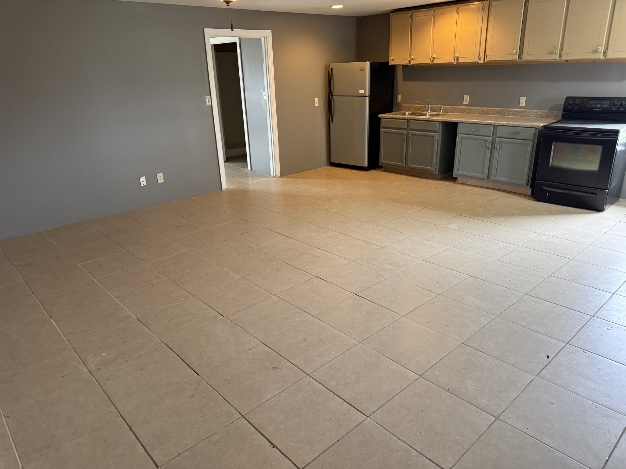 2104 Ruth St Property Photo 10