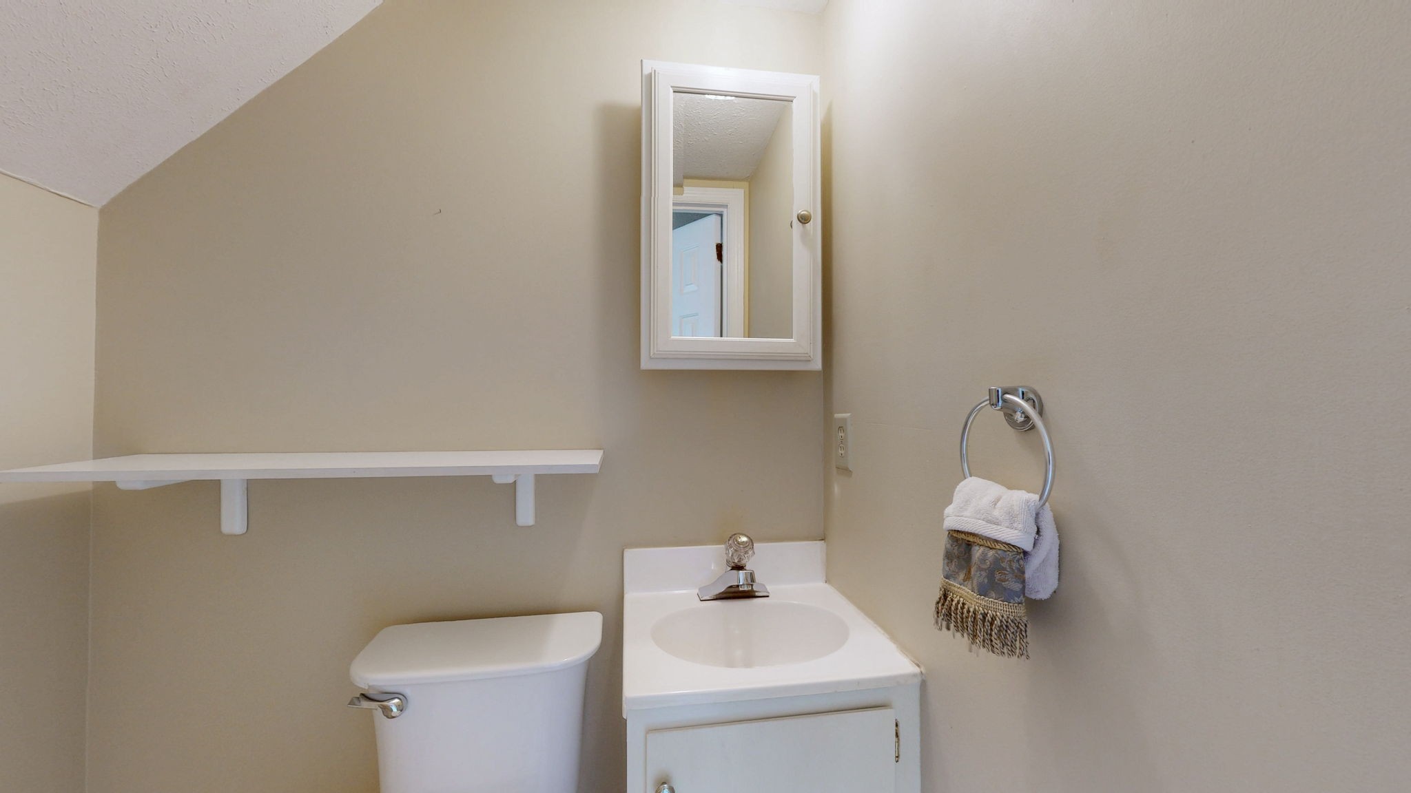 102 Thistle Ln Property Photo 17