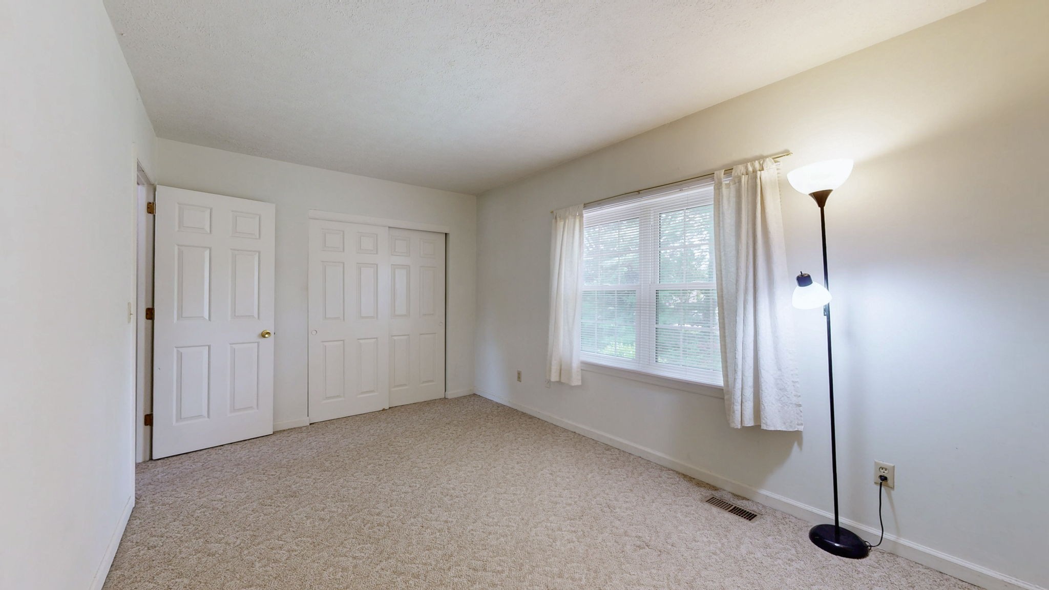 102 Thistle Ln Property Photo 27