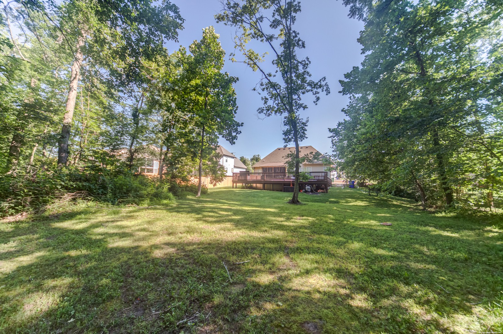 300 Artesa Dr Property Photo 16