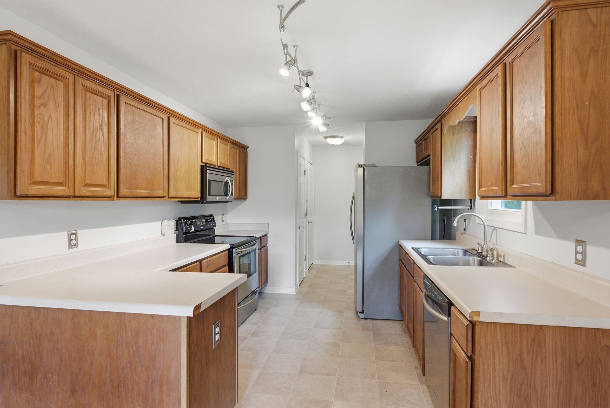 1208 Jason Cir Property Photo 14