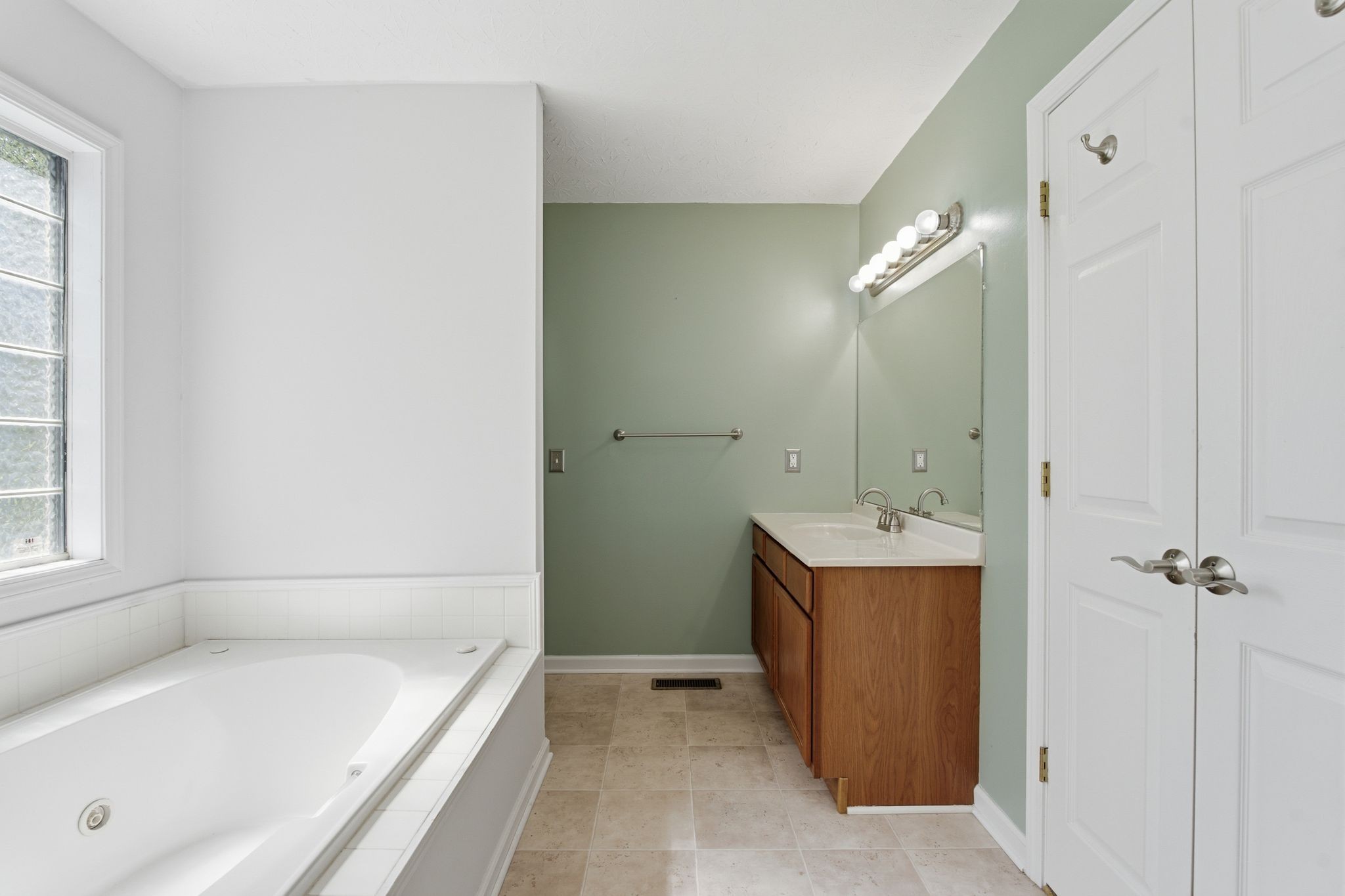 1208 Jason Cir Property Photo 23
