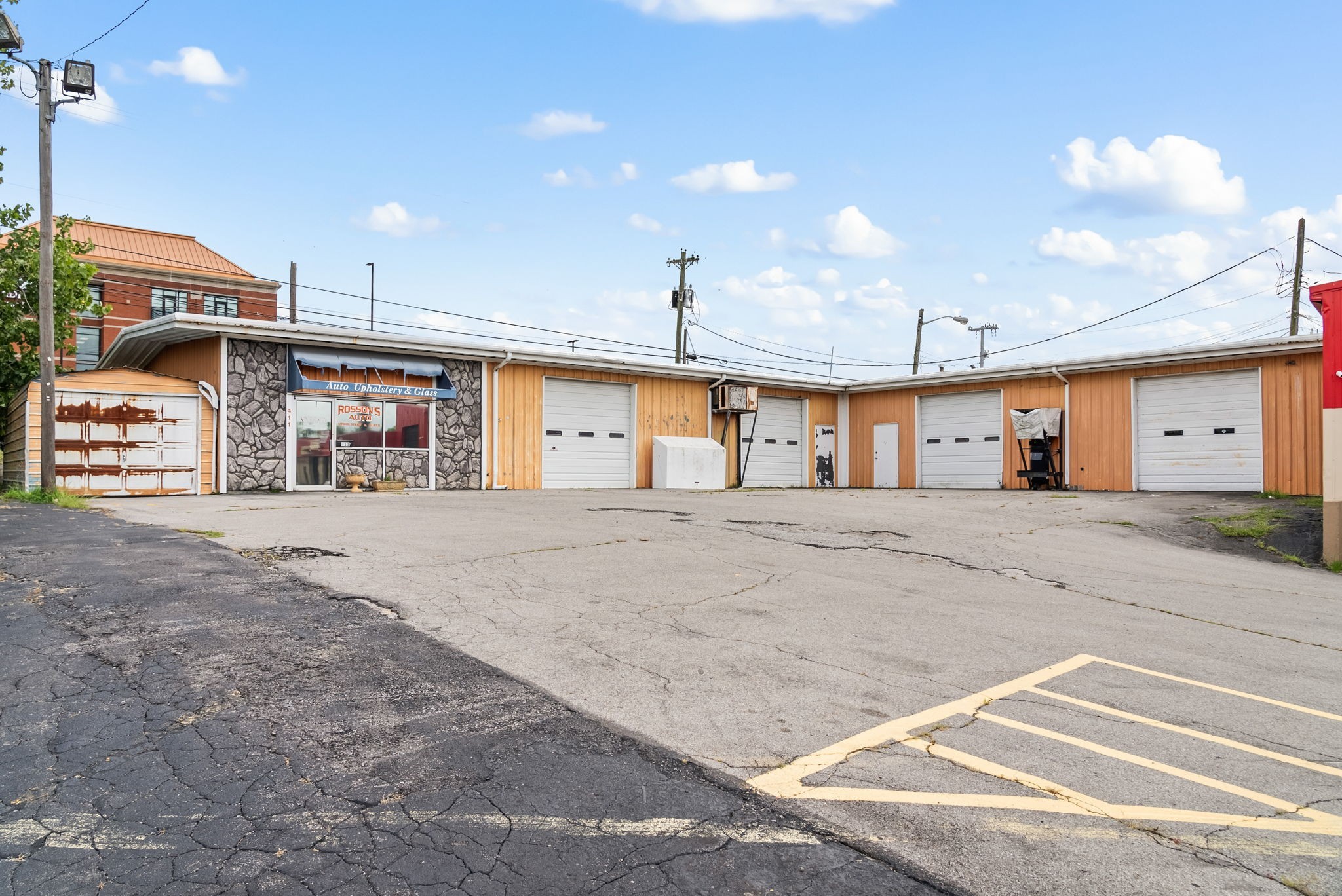 420 N Spring Street Property Photo 10