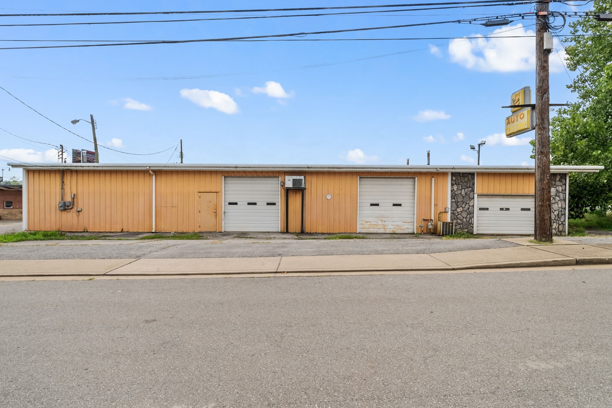 420 N Spring Street Property Photo 36